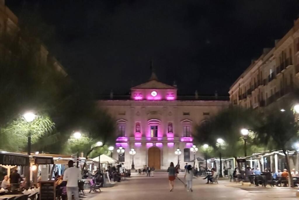 3 Apartamento Tipo Estudio Ideal Para Tus Vacaciones Tarragona Eksteriør bilde